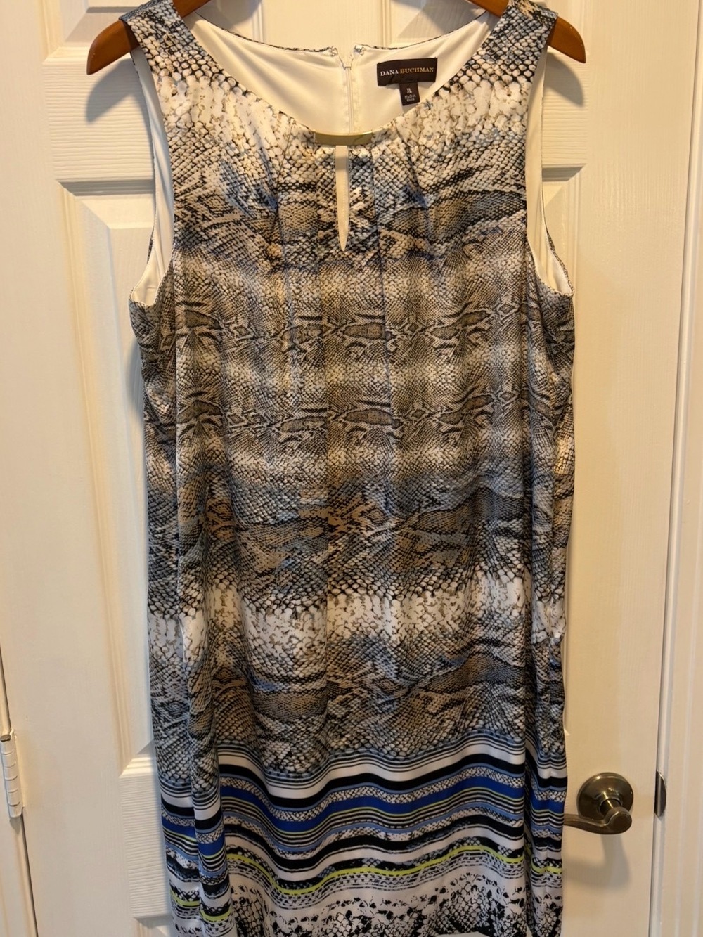Dana Buchman White, Black and Blue Patterned Sleeveless Dress
